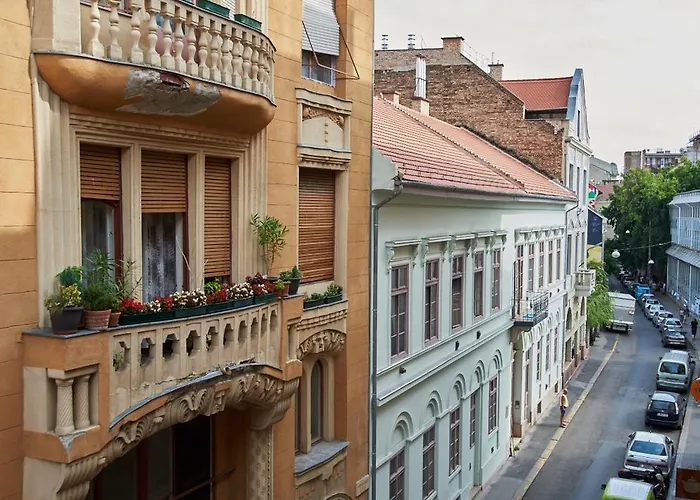 King Street Design For 12 * Budapešť