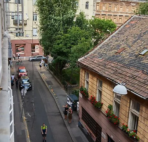 King Street Design For 12 Budapešť