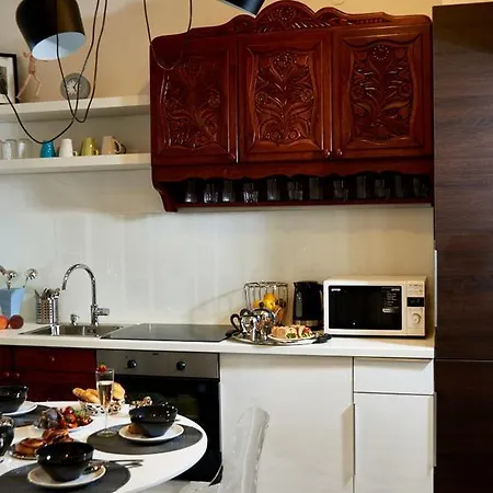 King Street Design For 12 Apartament *