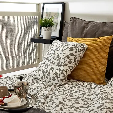 King Street Design For 12 Apartament