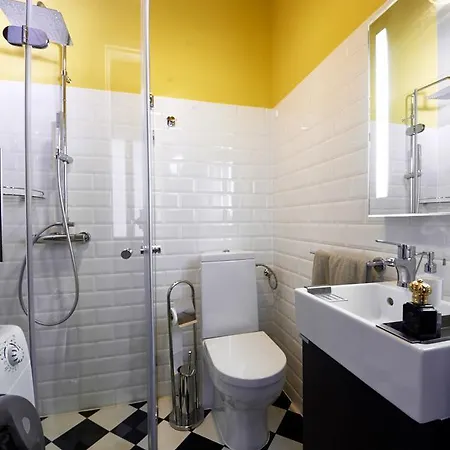 King Street Design For 12 Apartman Budapest